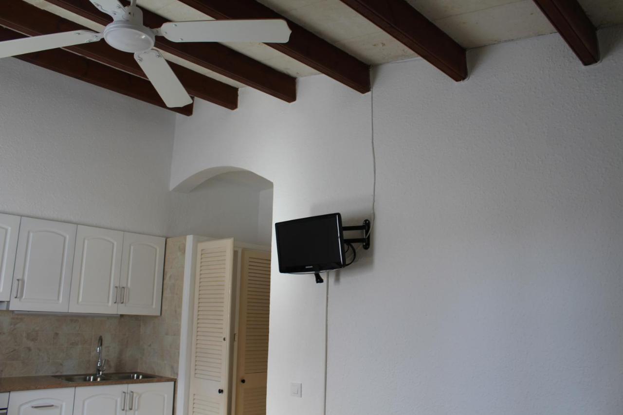 Appartement Apartamento Con Piscina En Ciudadela, Cala En Blanes à Cala'N Blanes  Extérieur photo