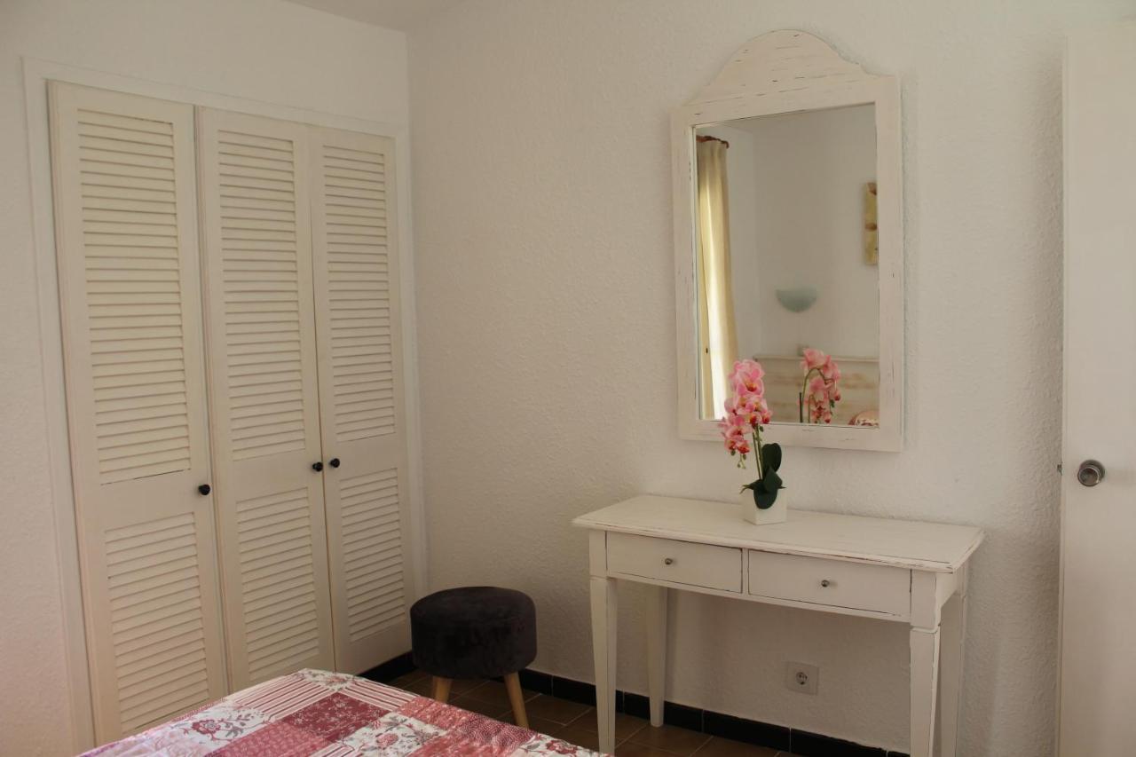 Appartement Apartamento Con Piscina En Ciudadela, Cala En Blanes à Cala'N Blanes  Extérieur photo